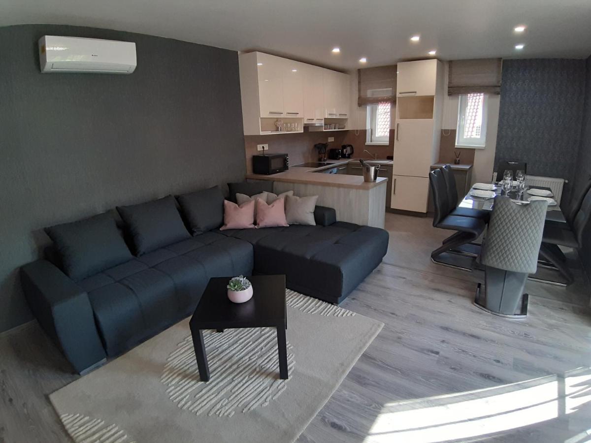 Profi Keco Apartman Balatonalmádi Eksteriør billede