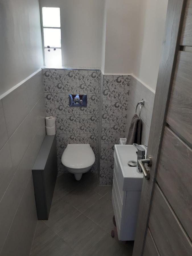 Profi Keco Apartman Balatonalmádi Eksteriør billede